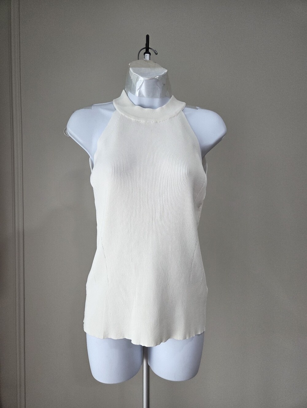 Julio Sleeveless Ribbed Halter Tank Top - Ivory Sz.S